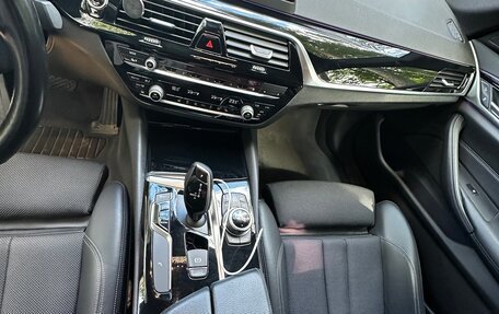BMW 5 серия, 2017 год, 3 200 000 рублей, 13 фотография