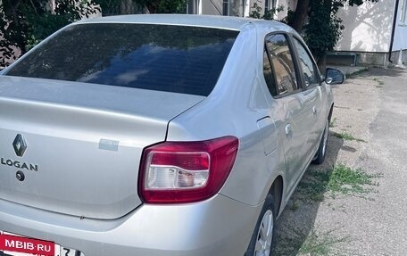 Renault Logan II, 2014 год, 650 000 рублей, 4 фотография