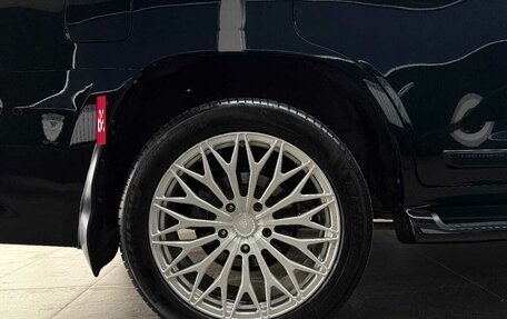 Toyota Land Cruiser 200, 2017 год, 8 850 000 рублей, 12 фотография