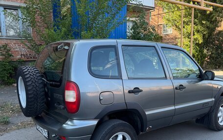 Chevrolet Niva I рестайлинг, 2004 год, 375 000 рублей, 6 фотография