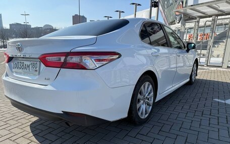 Toyota Camry, 2018 год, 2 200 000 рублей, 3 фотография