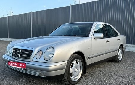Mercedes-Benz E-Класс, 1998 год, 2 000 000 рублей, 3 фотография