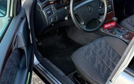 Mercedes-Benz E-Класс, 1998 год, 2 000 000 рублей, 14 фотография