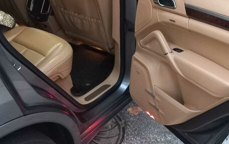 Porsche Cayenne III, 2010 год, 1 650 000 рублей, 16 фотография