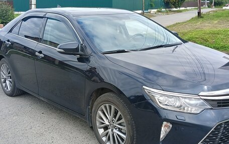 Toyota Camry, 2017 год, 2 500 000 рублей, 4 фотография