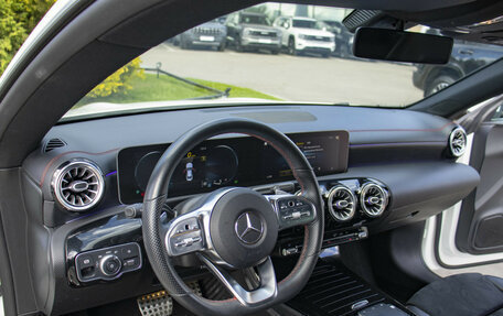 Mercedes-Benz CLA, 2020 год, 3 098 000 рублей, 14 фотография
