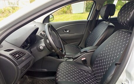 Renault Megane III, 2011 год, 830 000 рублей, 11 фотография