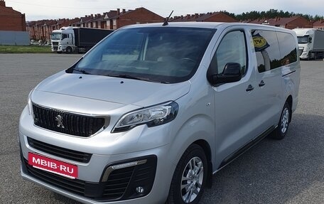 Peugeot Traveller I, 2021 год, 4 100 000 рублей, 5 фотография