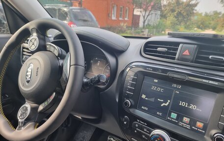 KIA Soul II рестайлинг, 2015 год, 1 270 000 рублей, 24 фотография