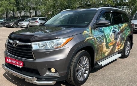 Toyota Highlander III, 2014 год, 3 470 000 рублей, 2 фотография