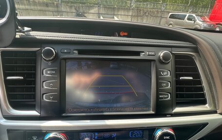 Toyota Highlander III, 2014 год, 3 470 000 рублей, 10 фотография