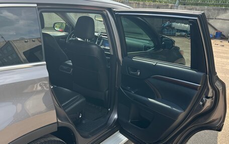Toyota Highlander III, 2014 год, 3 470 000 рублей, 16 фотография