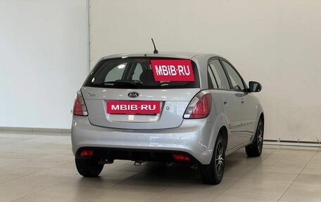 KIA Rio II, 2011 год, 647 000 рублей, 6 фотография