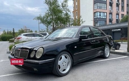 Mercedes-Benz E-Класс, 1997 год, 730 000 рублей, 4 фотография