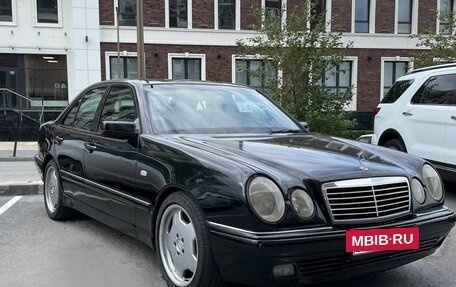 Mercedes-Benz E-Класс, 1997 год, 730 000 рублей, 3 фотография
