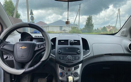 Chevrolet Aveo III, 2013 год, 380 000 рублей, 11 фотография