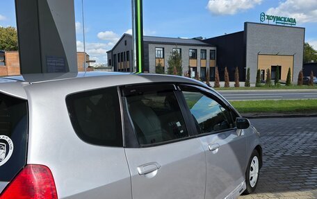 Honda Fit III, 2002 год, 350 000 рублей, 7 фотография