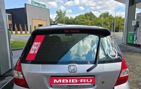 Honda Fit III, 2002 год, 350 000 рублей, 8 фотография