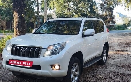 Toyota Land Cruiser Prado 150 рестайлинг 2, 2013 год, 3 050 000 рублей, 6 фотография