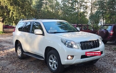 Toyota Land Cruiser Prado 150 рестайлинг 2, 2013 год, 3 050 000 рублей, 4 фотография