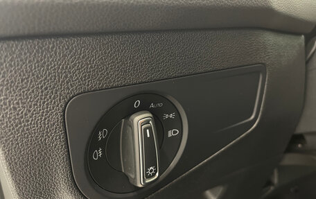 Volkswagen Tiguan II, 2018 год, 3 450 000 рублей, 24 фотография