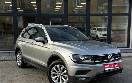 Volkswagen Tiguan II, 2018 год, 2 490 000 рублей, 2 фотография
