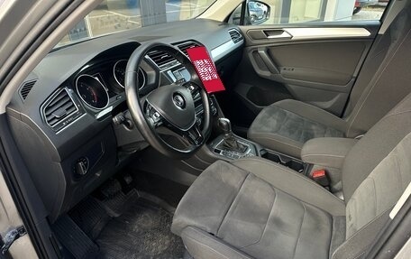 Volkswagen Tiguan II, 2018 год, 2 490 000 рублей, 8 фотография