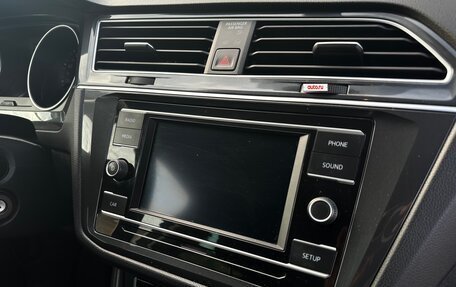 Volkswagen Tiguan II, 2018 год, 2 490 000 рублей, 20 фотография