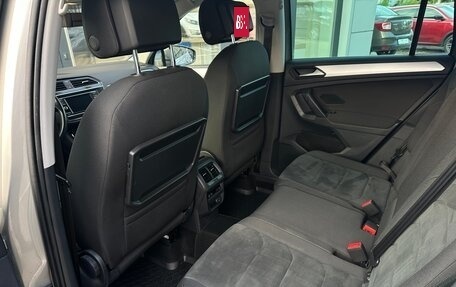 Volkswagen Tiguan II, 2018 год, 2 490 000 рублей, 12 фотография