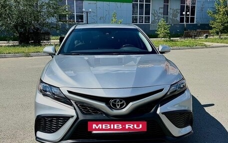 Toyota Camry, 2023 год, 4 500 000 рублей, 4 фотография