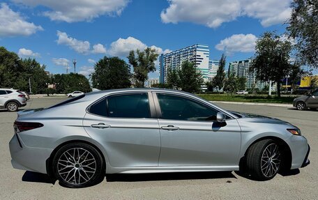 Toyota Camry, 2023 год, 4 500 000 рублей, 15 фотография