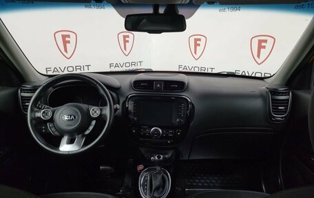 KIA Soul II рестайлинг, 2017 год, 1 689 000 рублей, 7 фотография