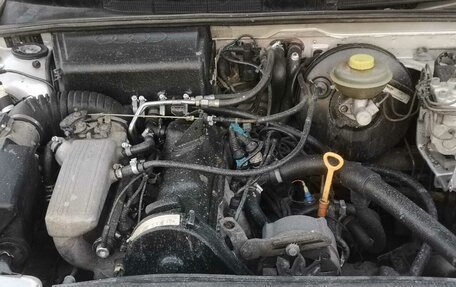 Audi 80, 1993 год, 435 000 рублей, 3 фотография