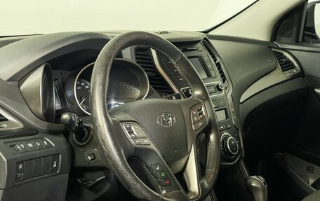 Hyundai Santa Fe III рестайлинг, 2015 год, 1 917 000 рублей, 13 фотография