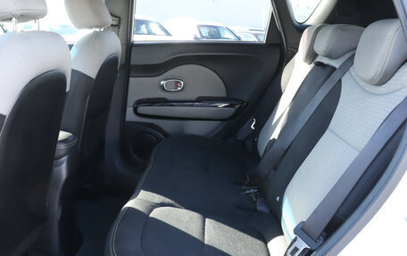 KIA Soul II рестайлинг, 2014 год, 1 059 000 рублей, 10 фотография