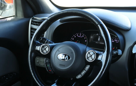 KIA Soul II рестайлинг, 2014 год, 1 059 000 рублей, 15 фотография