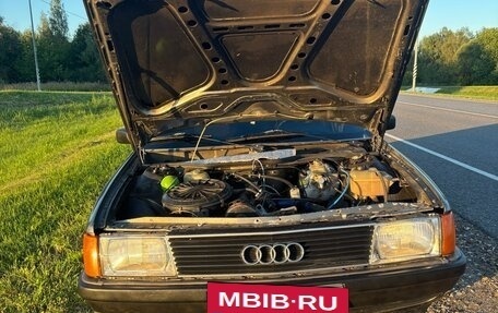 Audi 100, 1985 год, 215 000 рублей, 24 фотография