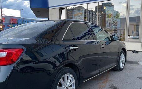Toyota Camry, 2012 год, 1 290 000 рублей, 4 фотография