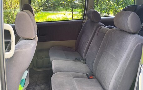 Toyota Noah III, 2002 год, 589 000 рублей, 10 фотография