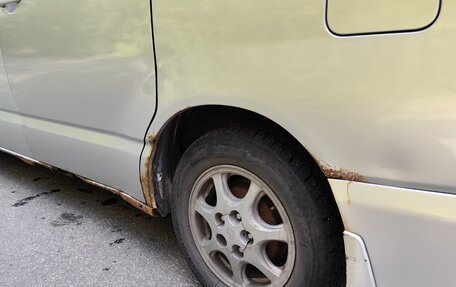 Toyota Noah III, 2002 год, 589 000 рублей, 13 фотография
