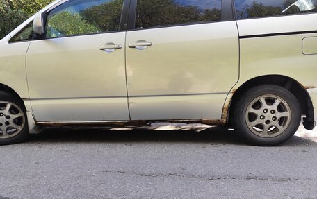 Toyota Noah III, 2002 год, 589 000 рублей, 15 фотография