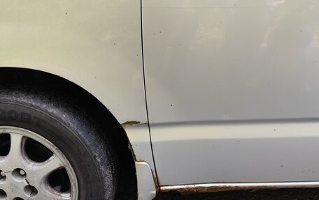 Toyota Noah III, 2002 год, 589 000 рублей, 12 фотография