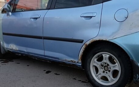 Honda Fit III, 2002 год, 300 000 рублей, 5 фотография