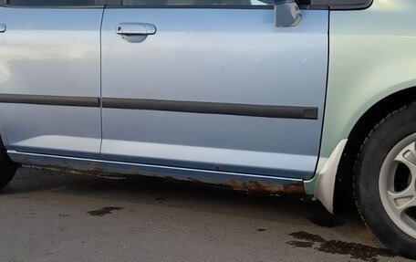 Honda Fit III, 2002 год, 300 000 рублей, 4 фотография