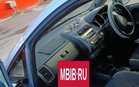 Honda Fit III, 2002 год, 300 000 рублей, 3 фотография