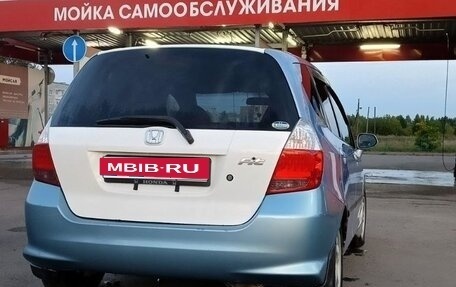 Honda Fit III, 2002 год, 300 000 рублей, 7 фотография