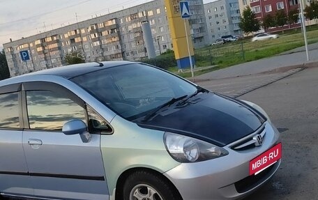 Honda Fit III, 2002 год, 300 000 рублей, 10 фотография