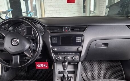 Skoda Octavia, 2014 год, 1 400 000 рублей, 5 фотография