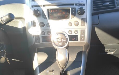 Toyota Verso I, 2010 год, 1 199 000 рублей, 17 фотография