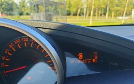 Toyota Verso I, 2010 год, 1 199 000 рублей, 19 фотография